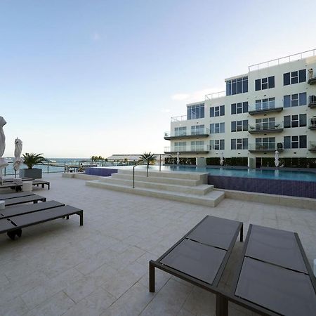 Ocean View Condo Overlooking The Caribbean Sea Oranjestad Exteriör bild