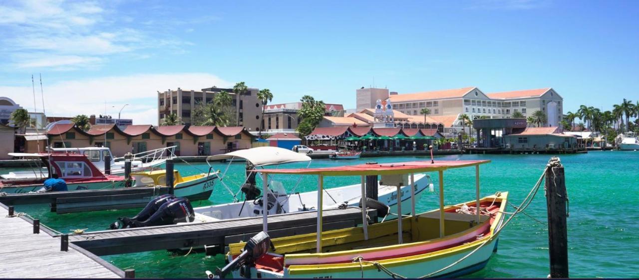 Ocean View Condo Overlooking The Caribbean Sea Oranjestad Exteriör bild