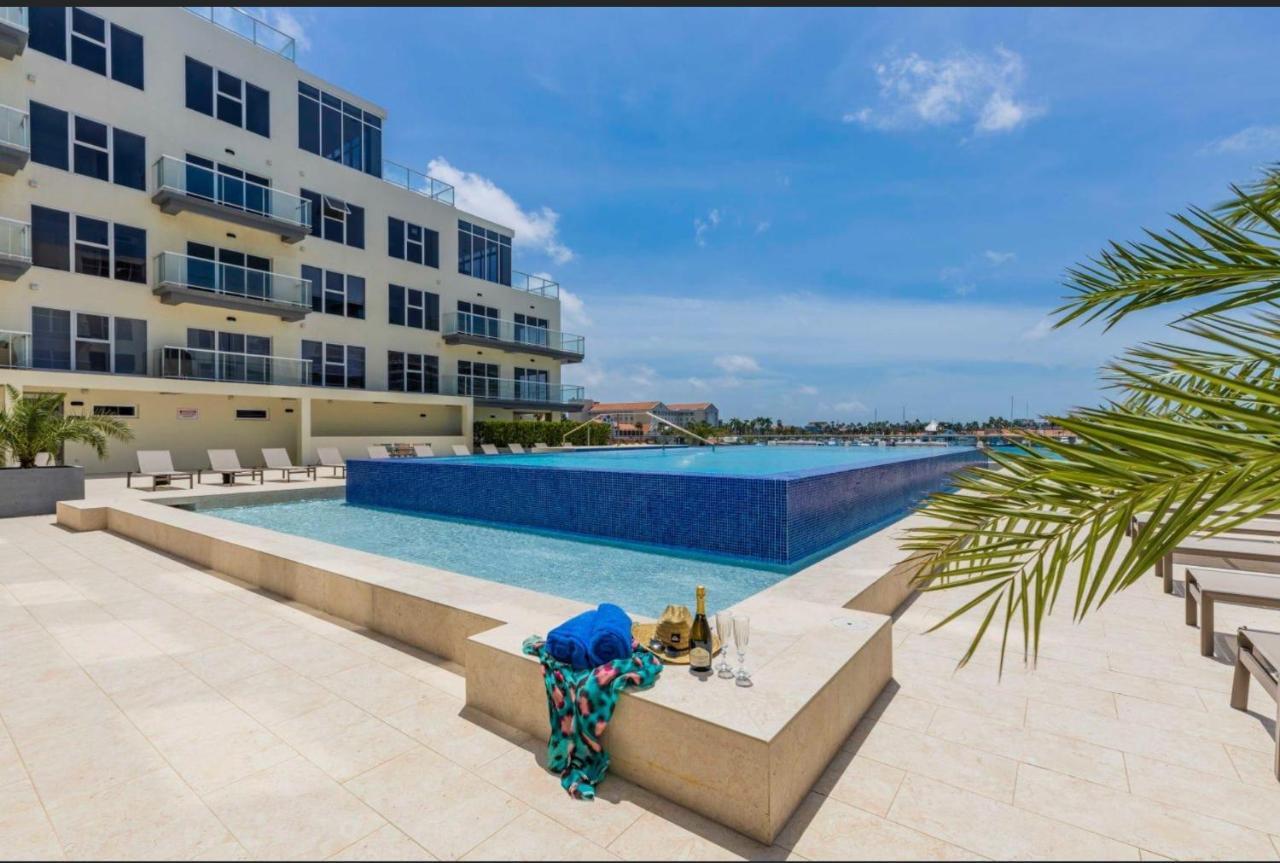 Ocean View Condo Overlooking The Caribbean Sea Oranjestad Exteriör bild