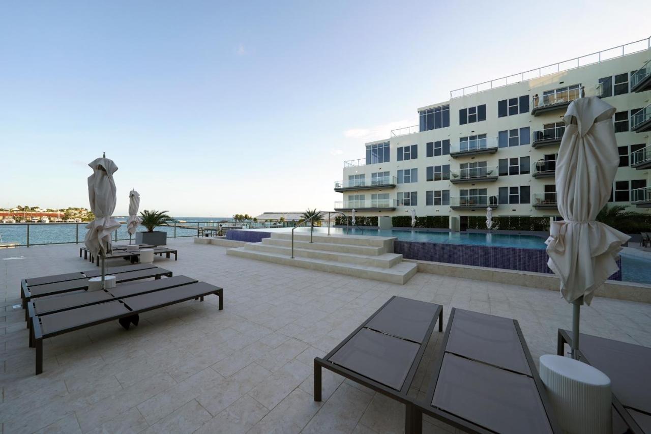 Ocean View Condo Overlooking The Caribbean Sea Oranjestad Exteriör bild