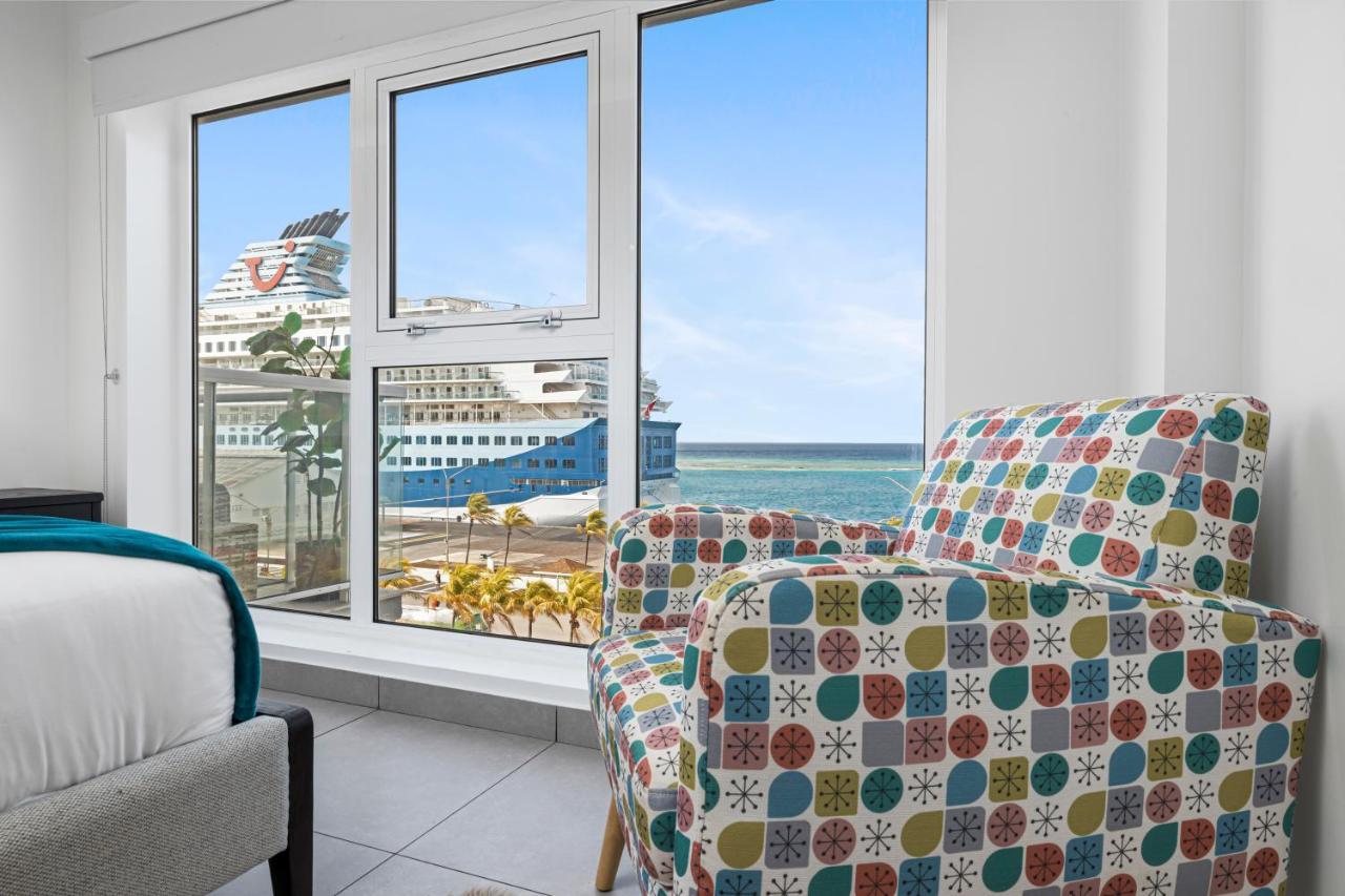 Ocean View Condo Overlooking The Caribbean Sea Oranjestad Exteriör bild